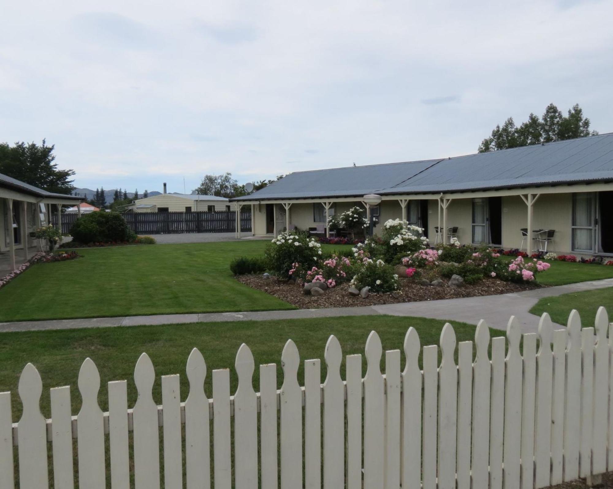 Culverden Court Motel Extérieur photo